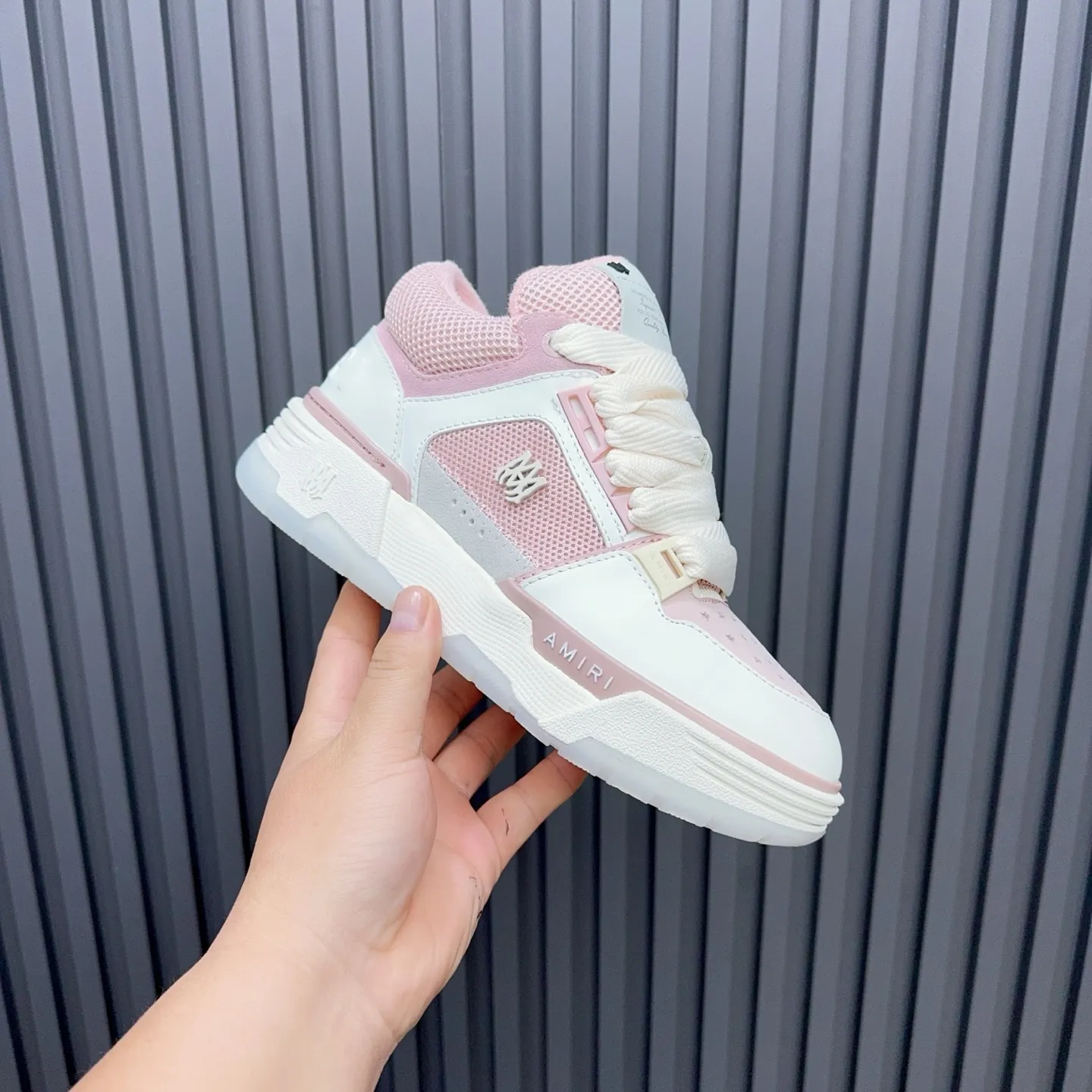 Men's shoes 💰660💰 AMIRI AMIRI trendy brand hot sale 🔥 Available all year round, couples 💑 Official website synchronization Imported fabrics 1⃣️ vs 1⃣️ replica, original factory special original sole, 35-45 (45. non-refundable)